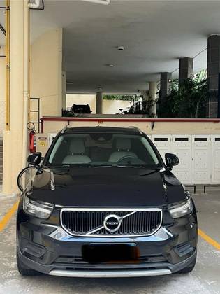 VOLVO XC40 2.0 T4 GASOLINA MOMENTUM GEARTRONIC VOLVO XC40 2.0 T4 GASOLINA MOMENTUM GEARTRONIC